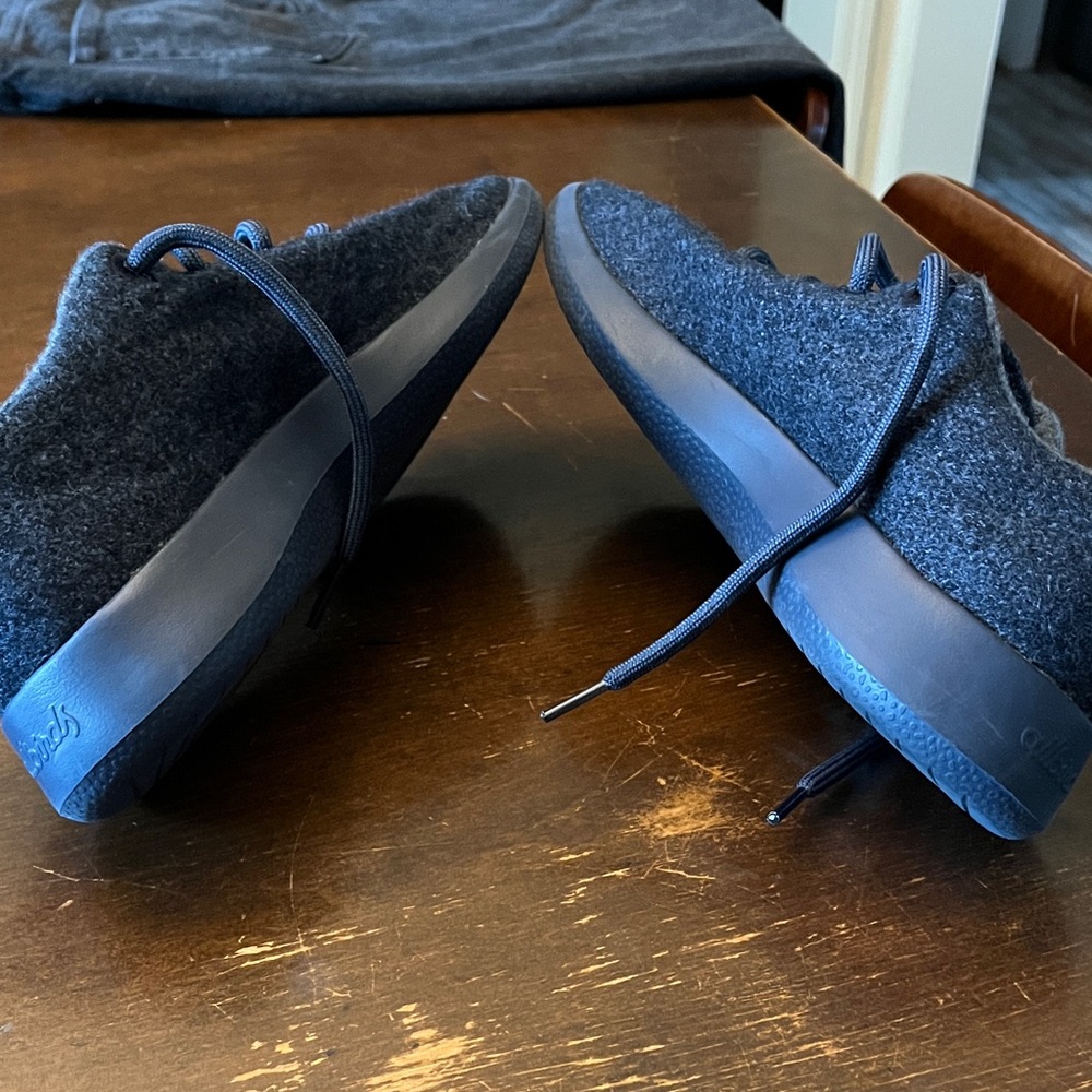Allbirds Woman’s Cozy Wool Sneakers in Navy - Picture 4 of 11